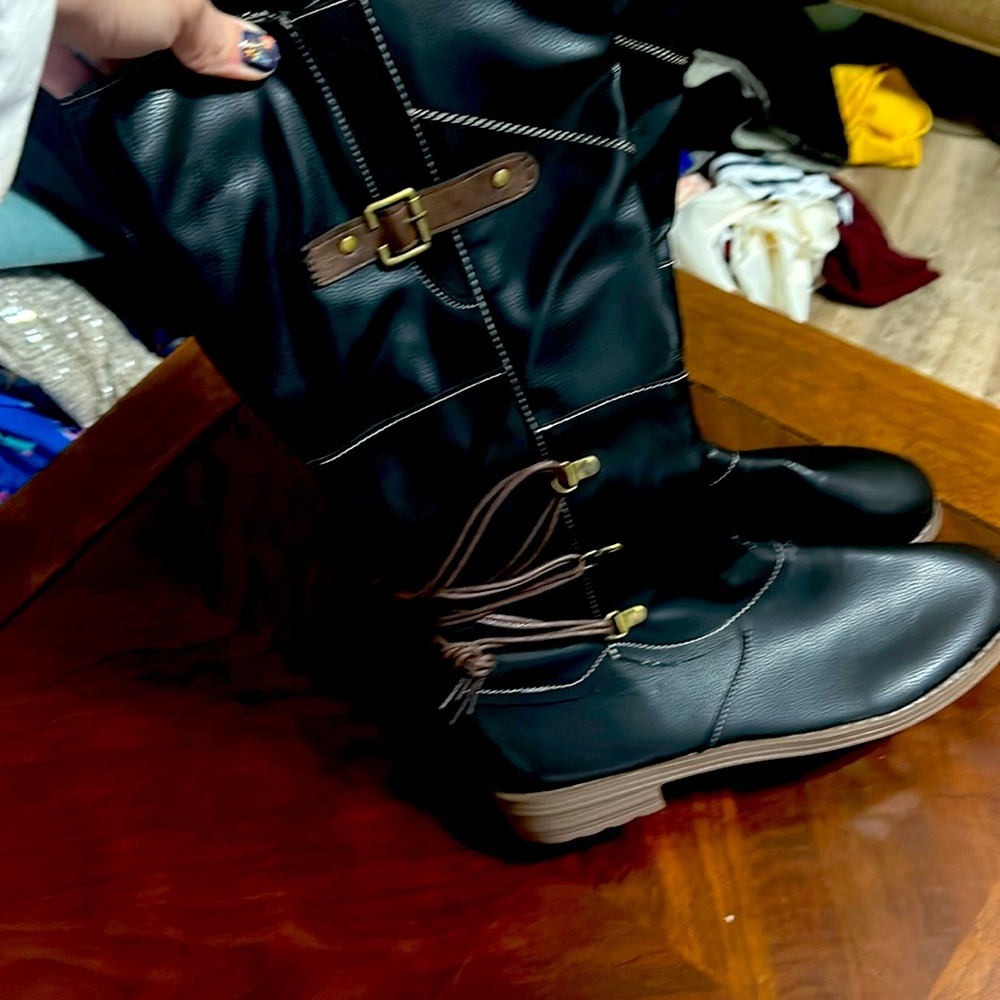 Size 42 Italian boots